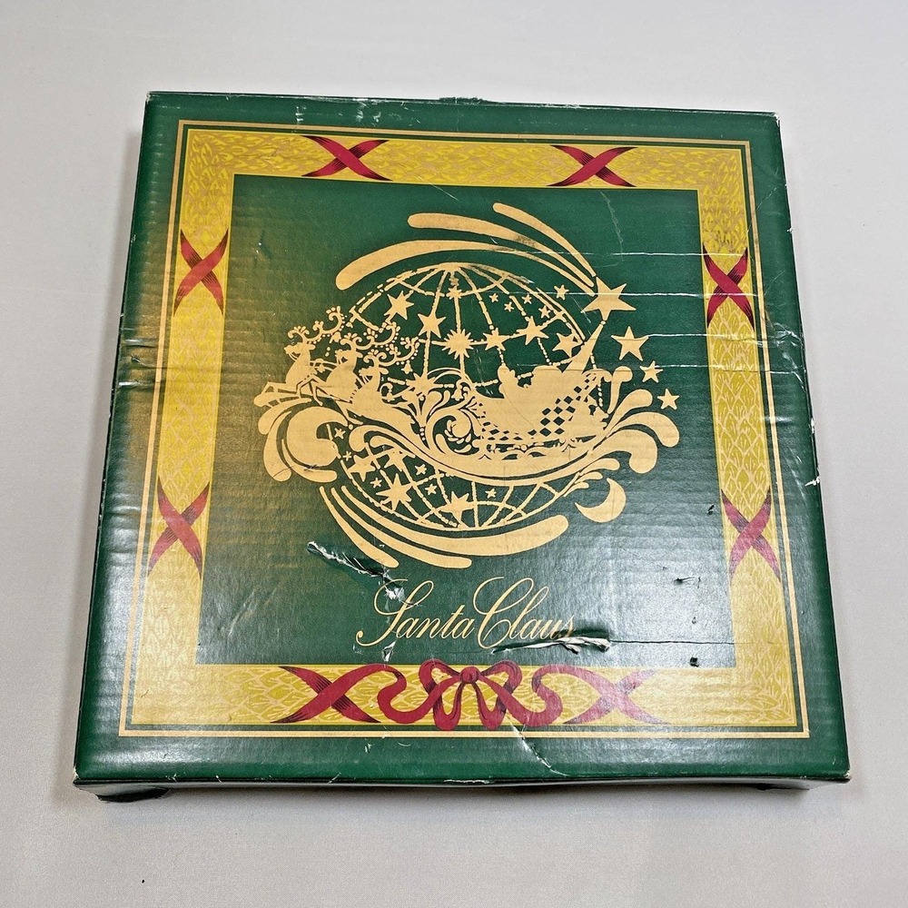 Bing Grondal Copenhagen Christmas Around the World Santa Europe Plate 1999 NEW - Picture 7 of 8